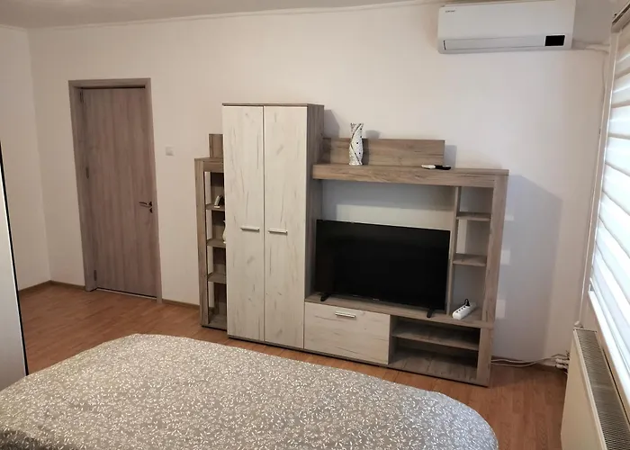 Family & Friends Apartman *