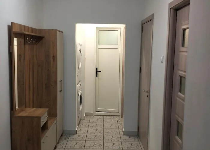 Family & Friends * ブカレスト